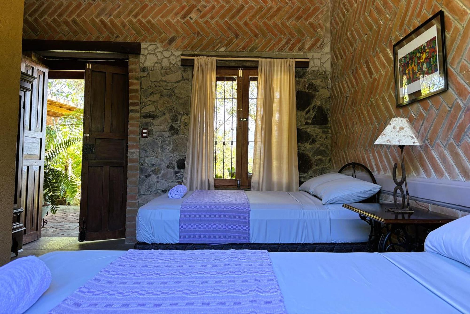 Los Cuatro Olivos Hotel Boutique Juayua Luaran gambar